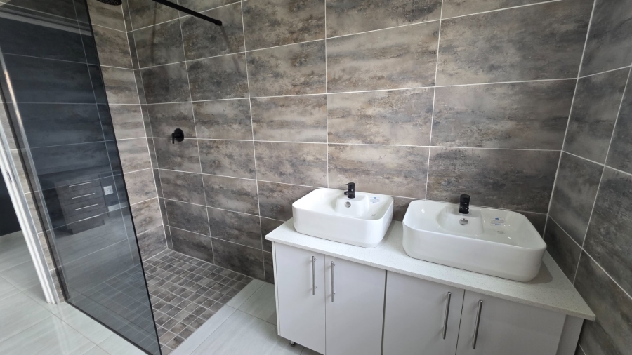 3 Bedroom Property for Sale in Island View Western Cape